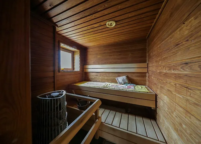 Hulda's By The River ヘイノラ